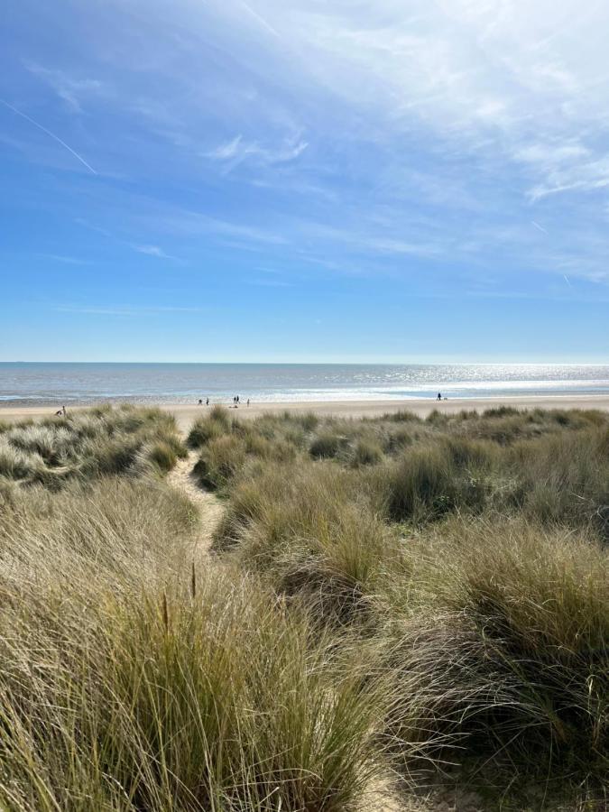 Beautiful Beach House Littlestone-on-Sea Exterior photo